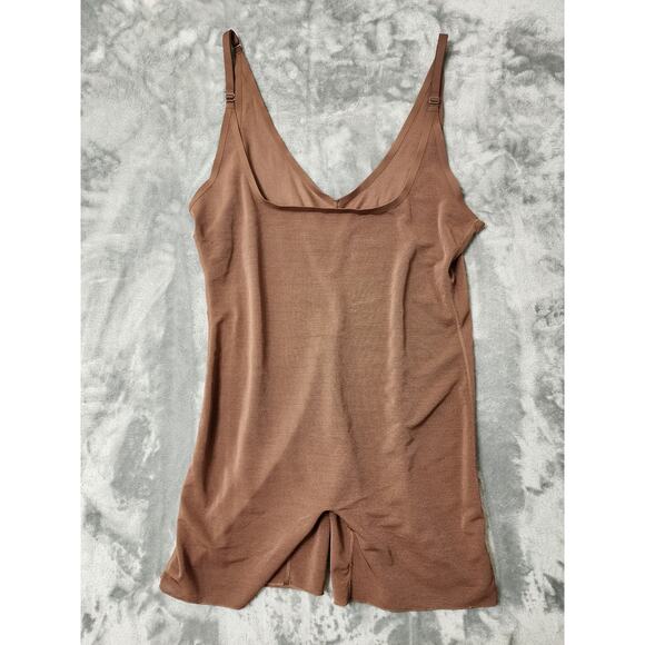 Skims Sheer Sculpt Open Bust Bodysuit Size 3X Brown Shapewear Shaping Slimming - Picture 1 of 5